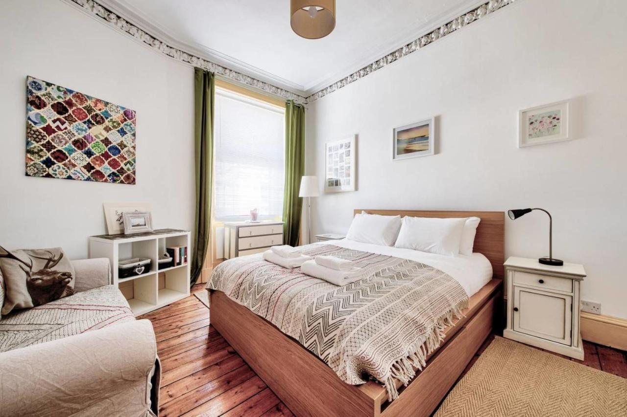 Guestready - Cosy Home 5 Minutes From Waverley! Edinburgh Buitenkant foto